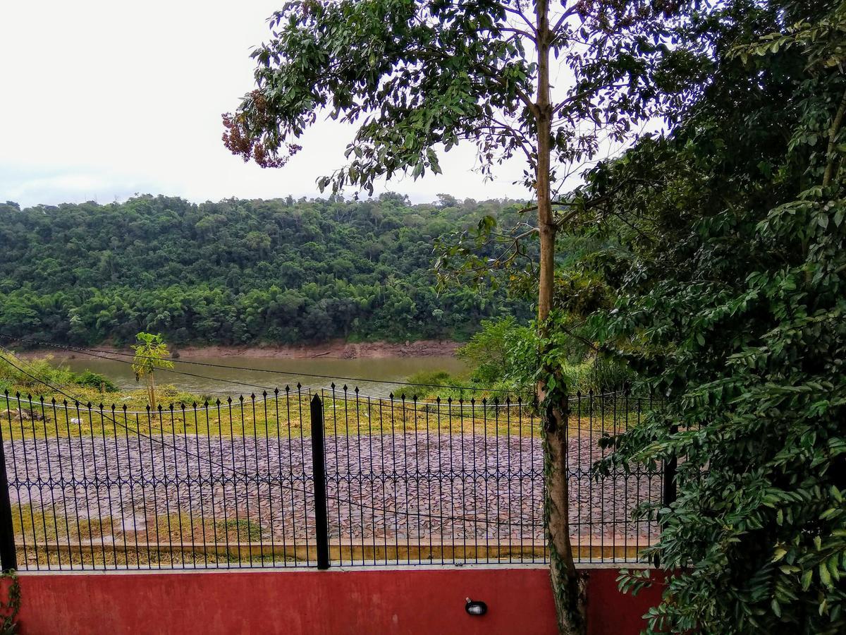 Butterfly Hostel Puerto Iguazu Ngoại thất bức ảnh