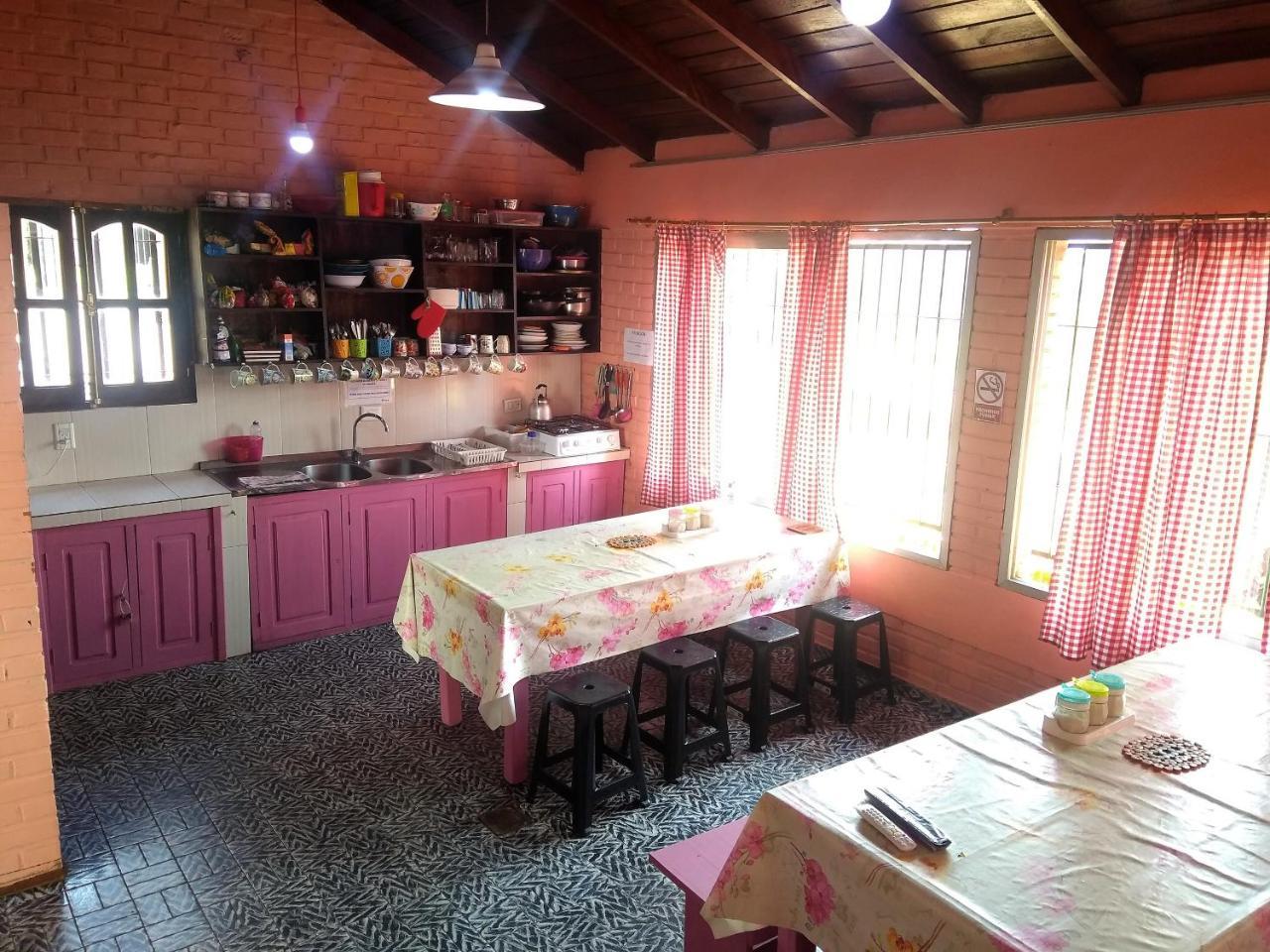 Butterfly Hostel Puerto Iguazu Ngoại thất bức ảnh